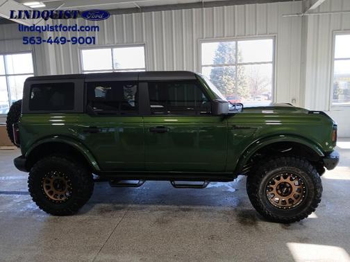 2022 Ford Bronco Badlands