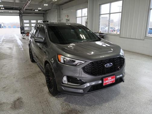2023 Ford Edge ST