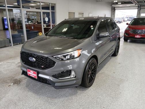 2023 Ford Edge ST