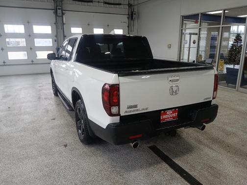 2022 Honda Ridgeline Black