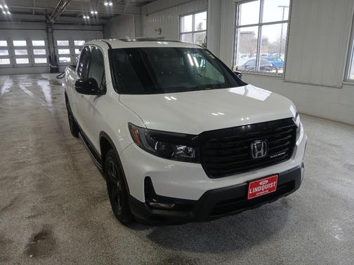 2022 Honda Ridgeline Black