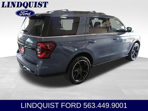 BLUE TINTED CLEARCOAT 2022 Ford Expedition Limited