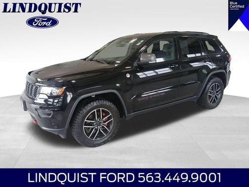 Diamond Black Crystal Pearlcoat 2019 Jeep Grand Cherokee Trailhawk