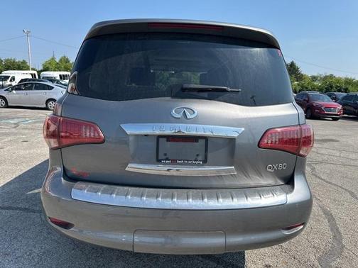 2016 INFINITI QX80 Base