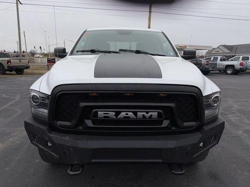 2019 RAM 1500 Classic Warlock Crew Cab 4x4 5'7' Box