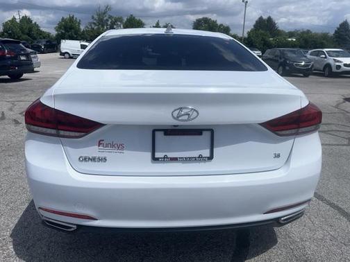 2016 Hyundai Genesis 3.8