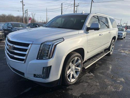 2016 Cadillac Escalade ESV Premium