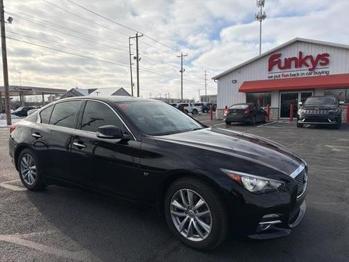 2015 INFINITI Q50 Premium