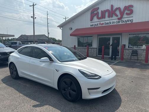 2020 Tesla Model 3 Long Range