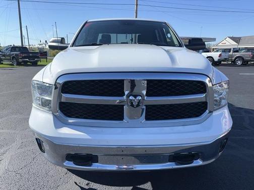 2019 RAM 1500 SLT