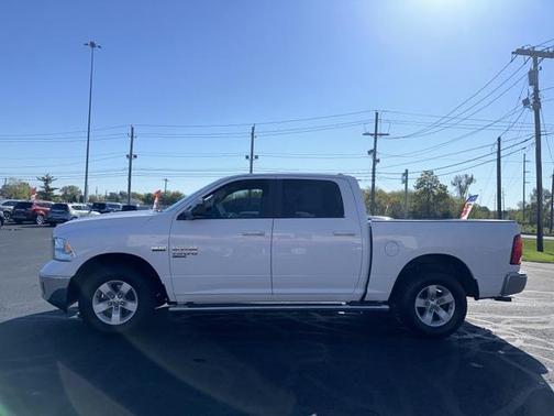 2019 RAM 1500 SLT