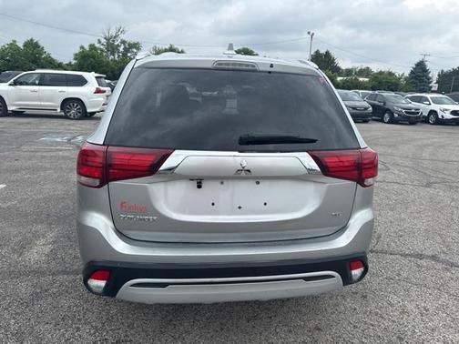 2020 Mitsubishi Outlander SE