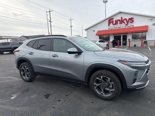 2024 Chevrolet Trax LT