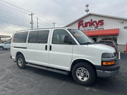 2016 Chevrolet Express 3500 LT