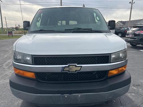 2016 Chevrolet Express 3500 LT