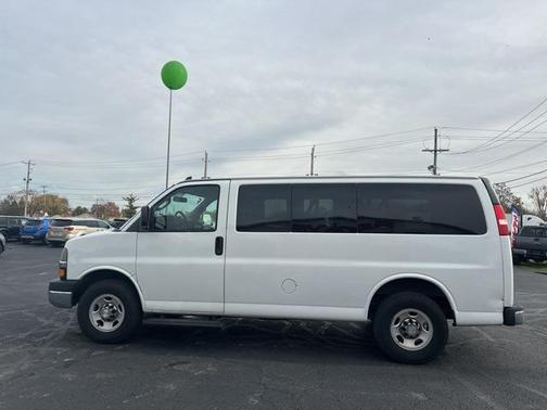 2016 Chevrolet Express 3500 LT