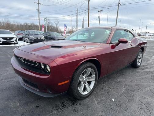 2017 Dodge Challenger SXT