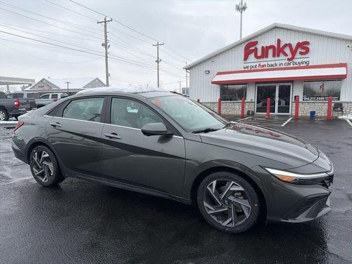 2024 Hyundai ELANTRA Limited