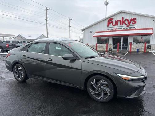 2024 Hyundai ELANTRA Limited