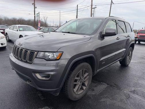 2017 Jeep Grand Cherokee Laredo
