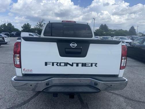 2017 Nissan Frontier SV