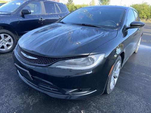2016 Chrysler 200 S