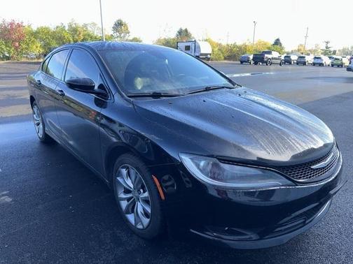 2016 Chrysler 200 S