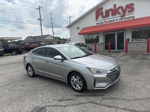 2020 Hyundai ELANTRA SEL
