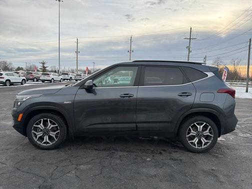 2022 Kia Seltos EX