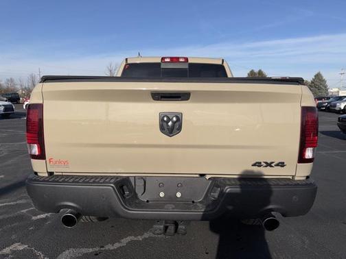 2019 RAM 1500 Classic Warlock Crew Cab 4x4 5'7' Box