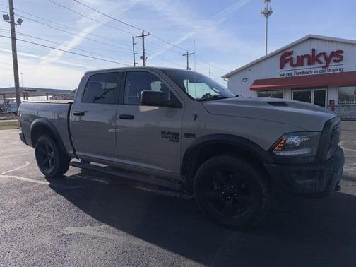 2019 RAM 1500 Classic Warlock Crew Cab 4x4 5'7' Box