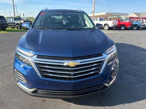Blue Glow Metallic 2022 Chevrolet Equinox Premier