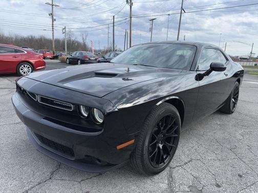2016 Dodge Challenger SXT