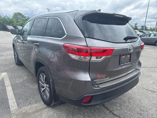 2018 Toyota Highlander SE