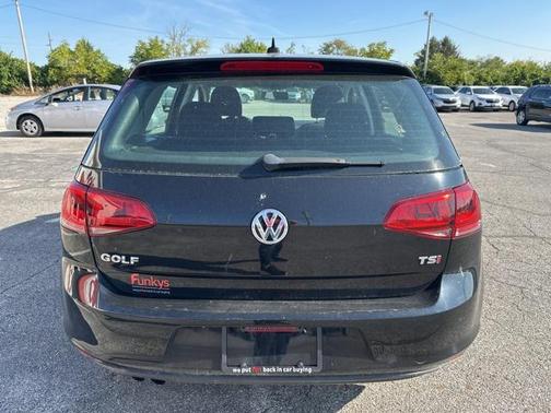2016 Volkswagen Golf TSI S 4-Door