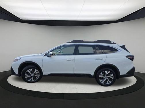 2022 Subaru Outback Touring XT