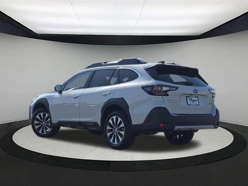 2025 Subaru Outback Touring