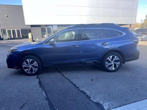 2022 Subaru Outback Touring XT