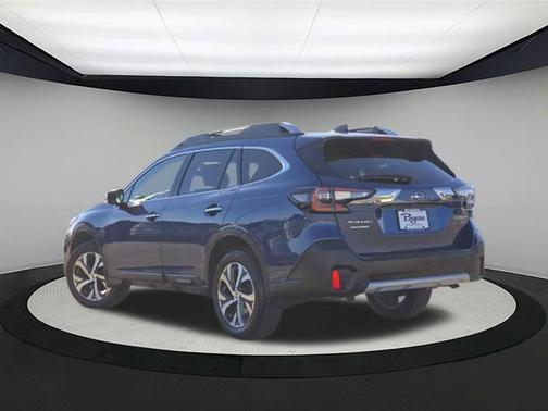 2022 Subaru Outback Touring XT