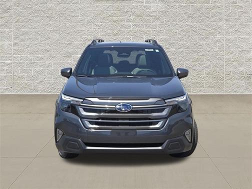 Magnetite Gray Metallic 2026 Subaru Forester Premium