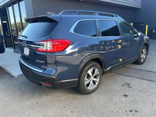 2023 Subaru Ascent Premium 7-Passenger
