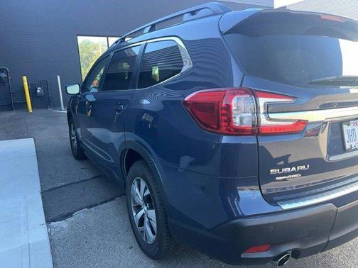 2023 Subaru Ascent Premium 7-Passenger