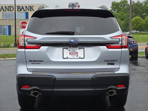 Ice Silver Metallic 2024 Subaru Ascent Onyx Edition 7-Passenger
