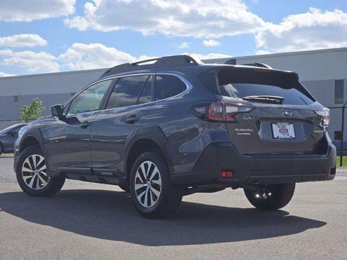 Magnetite Gray Metallic 2025 Subaru Outback Premium