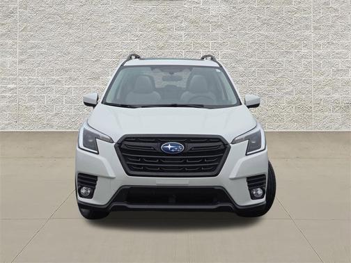Crystal White Pearl 2023 Subaru Forester Premium