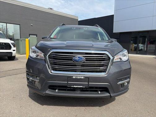 Magnetite Gray Metallic 2019 Subaru Ascent Limited 8-Passenger