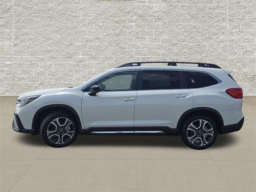 Crystal White Pearl 2026 Subaru Ascent Limited 7-Passenger