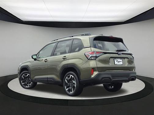 2025 Subaru Forester Hybrid Premium