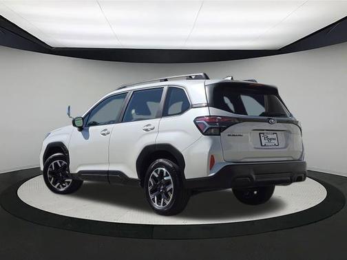 2025 Subaru Forester Base
