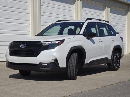 2025 Subaru Forester Base